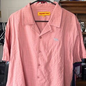 Men's Pink Short-Sleeve Camp Collar Button-Down Shirt